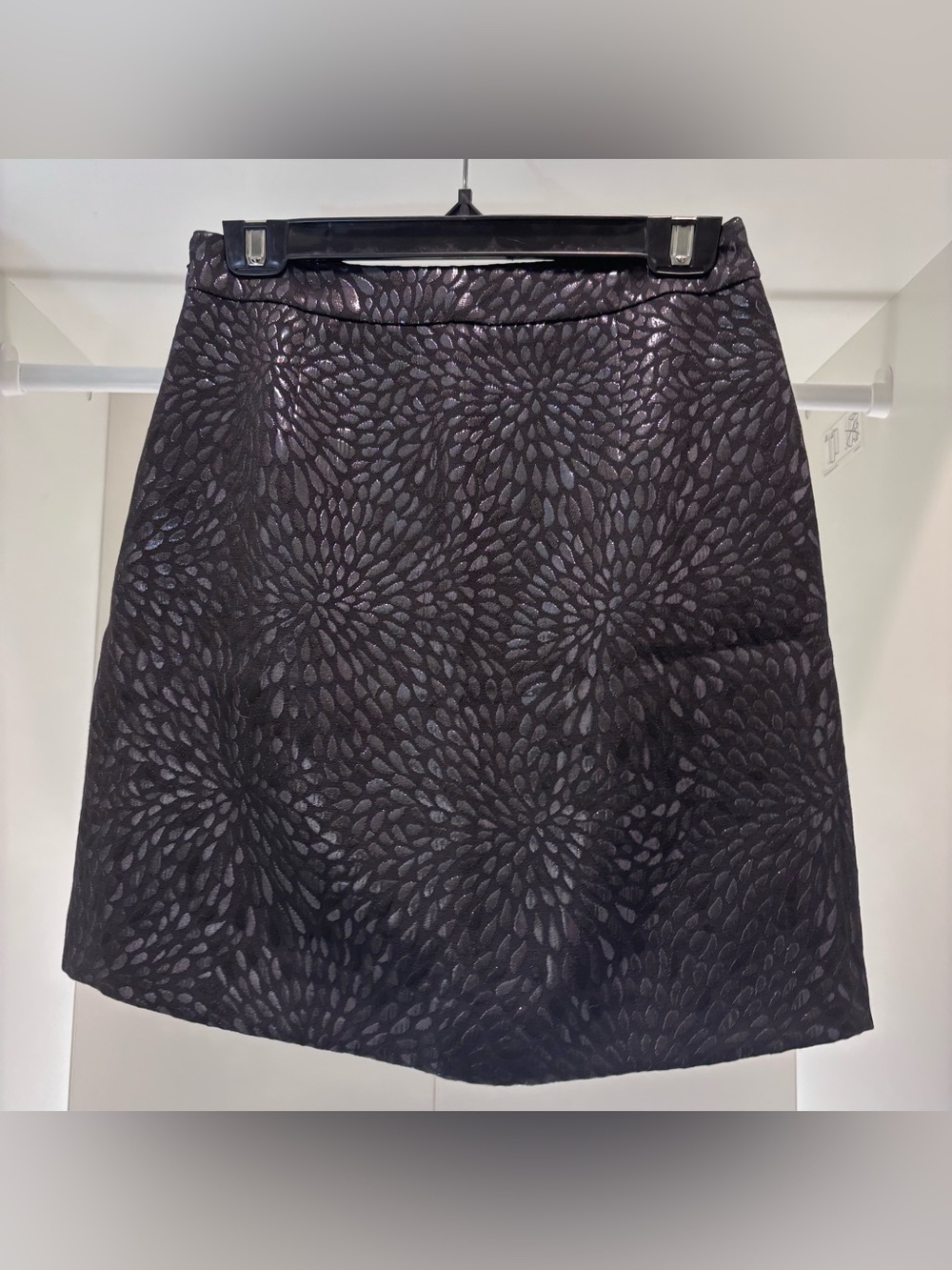 LOFT Black Textured Pattern Skirt NWT Cotton blend